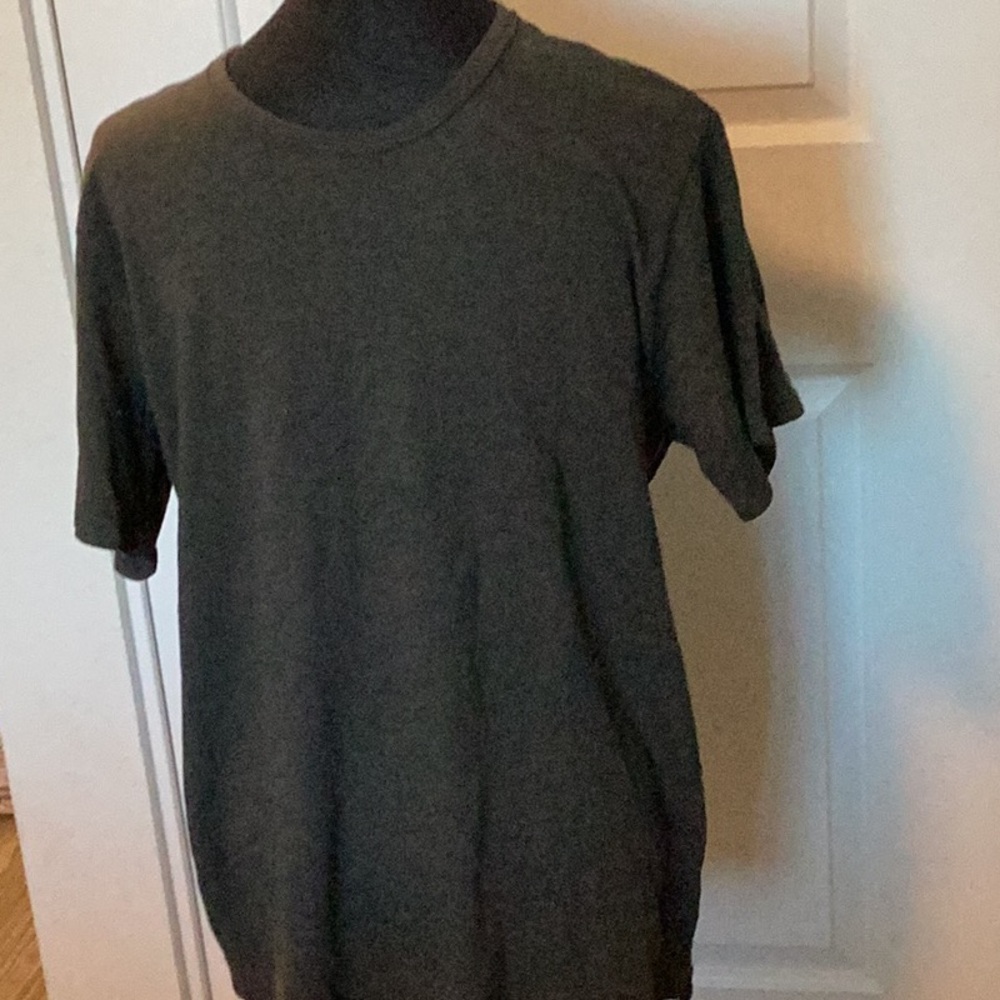 Classic Black Men's T-Shirt